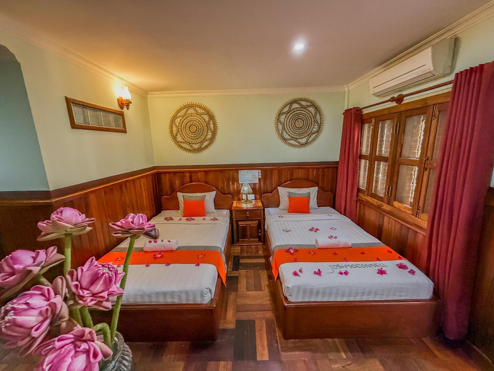 Siem Reap Center Hotel מראה חיצוני תמונה